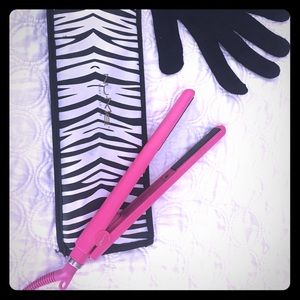 NUME travel flat iron bundle